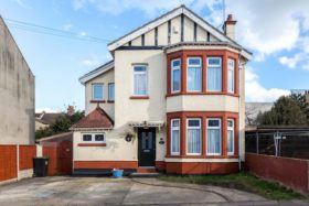 4 bedroom Detached for sale